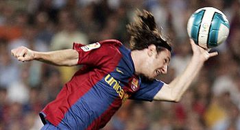 Messi's hand-goal against Espanyol