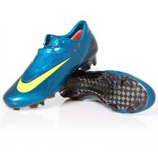 nike mercurial carbon